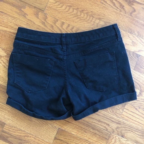 Mossimo mid rise super stretch black jean Shorts size 0 - Picture 2 of 4